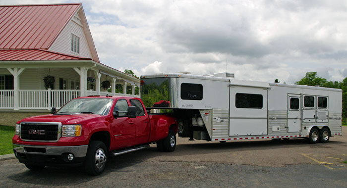 GM Heavy Duty Trucks 2011