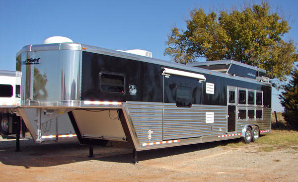 Cimarron horse trailer factory review 2010 - MrTrailer Reviews: Trucks ...